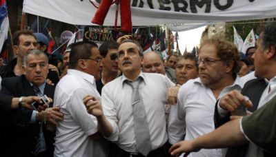 Cruce entre Mestre y De la Sota por el �narcoesc�ndalo�