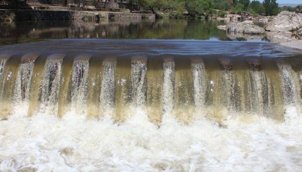 Tras las lluvias, crecieron los r�os pero sin impacto en lagos