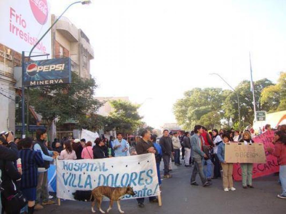 Acusan al Gobierno de tener "sordera"
