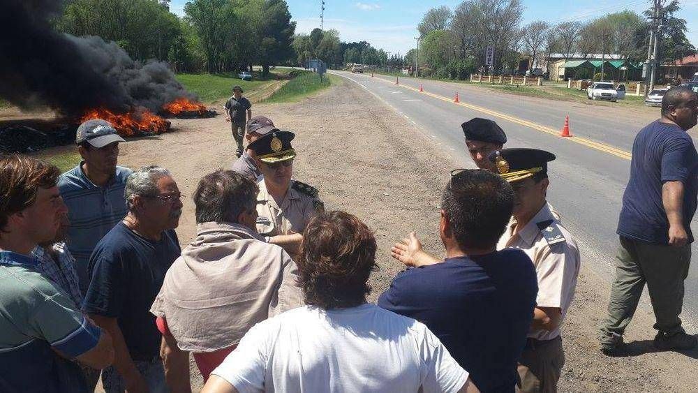 Catril�: liberaron el ingreso a la planta cerealera y se registr� un incidente
