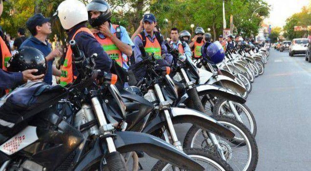 Lanzan un nuevo grupo de polic�as motorizados en Resistencia