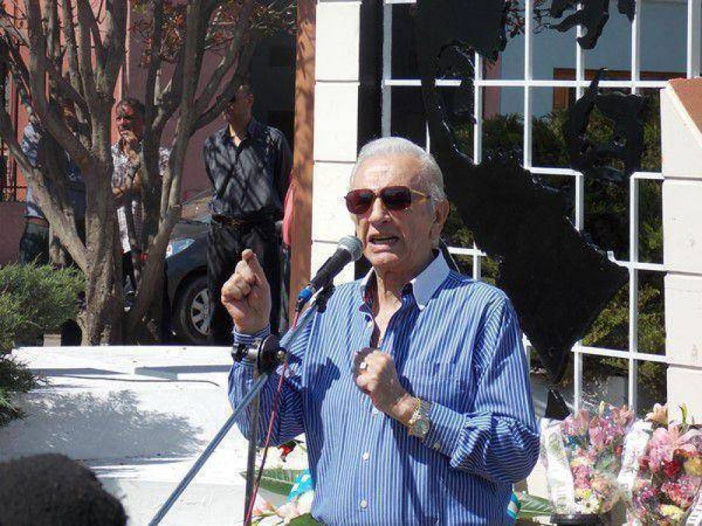 Mar�n y el D�a de la Lealtad: "Algunos vienen para ver c�mo se curan de las incorrecciones"