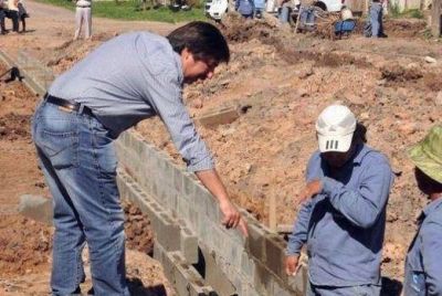 Revisten alcantarillas de Villa Don Enrique y Villa del Oeste