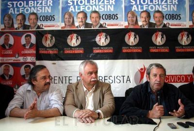 Julio Cobos: "Tenemos que ordenar el pa�s, no se crece en el desorden"