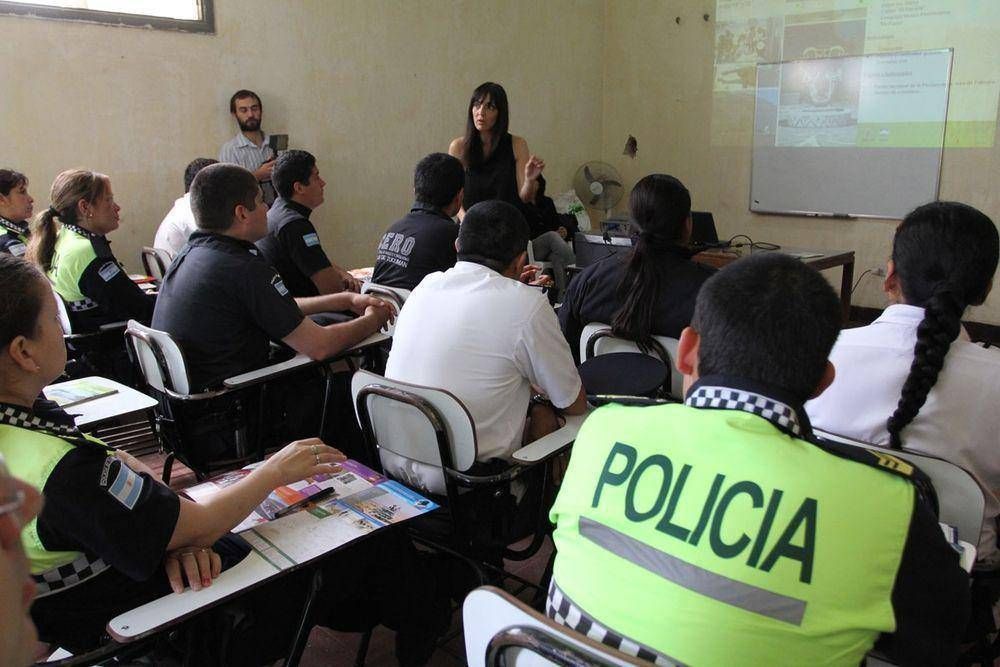 La Polic�a se capacit� en Turismo
