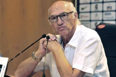 Bianchi: "Hay que mejorar la eficacia ofensiva y defensiva, somos Boca"