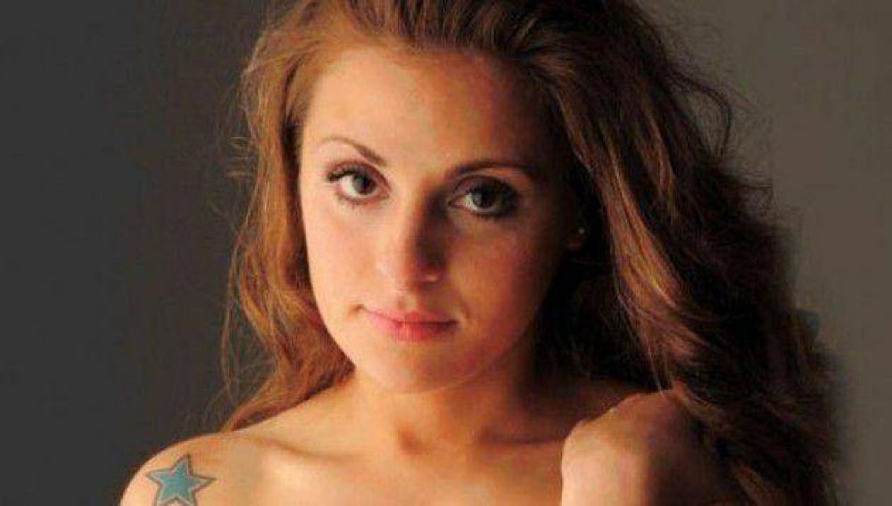 La agente que mult� a Cabandi� se mostr� en una producci�n hot
