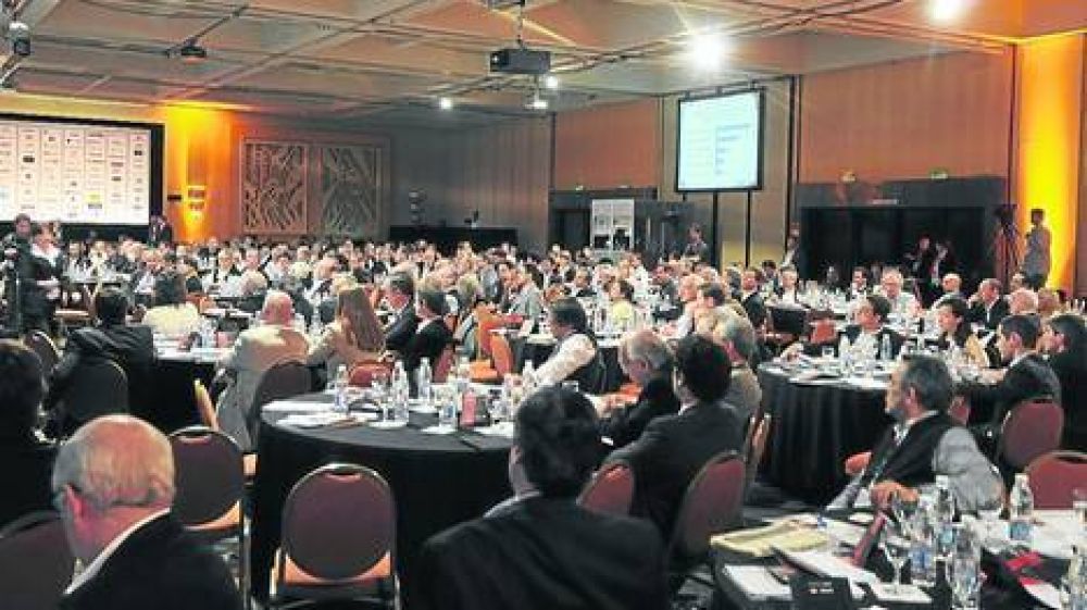 Con Massa o Scioli, los empresarios creen que lo que viene es peronismo