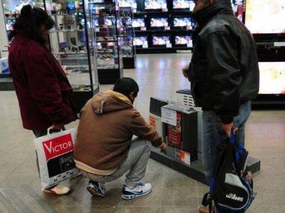 Comercios apuestan a mejorar las ventas por el D�a de la Madre