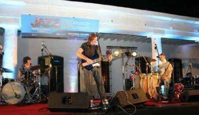 Con un show de Javier Malosetti empez� el Festival Jazz & M�s en San Isidro