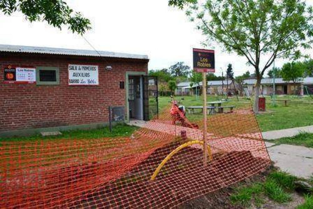 Ampl�an gas natural en Los Robles