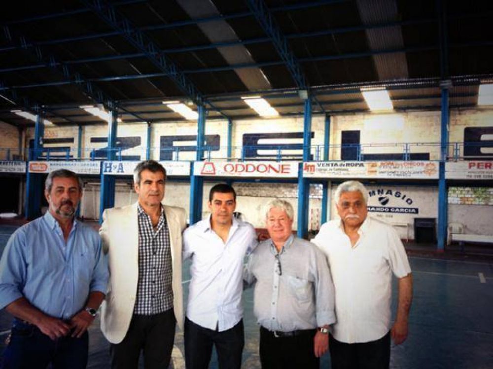 Elizondo y Queijeiro visitaron instituciones deportivas