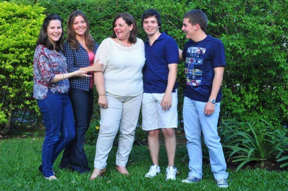 El apoyo del hijo es clave para la "mam� candidata"