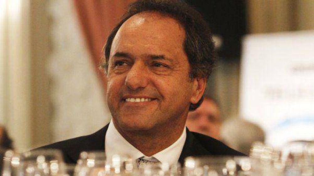 Scioli: "Pedimos el voto para completar los objetivos"