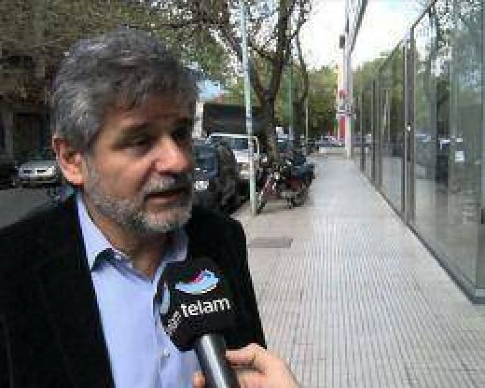 Filmus: "El 27 le vamos a dar fuerza a Cristina con los votos"