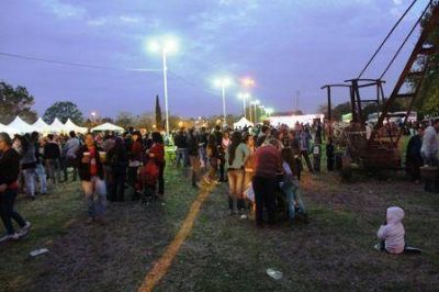 Festejan el D�a de la Madre en La Trocha