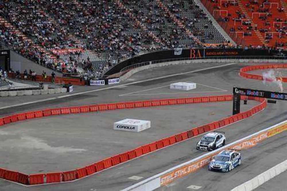 S�per TC 2000: Pern�a gan� en el estadio Ciudad de La Plata