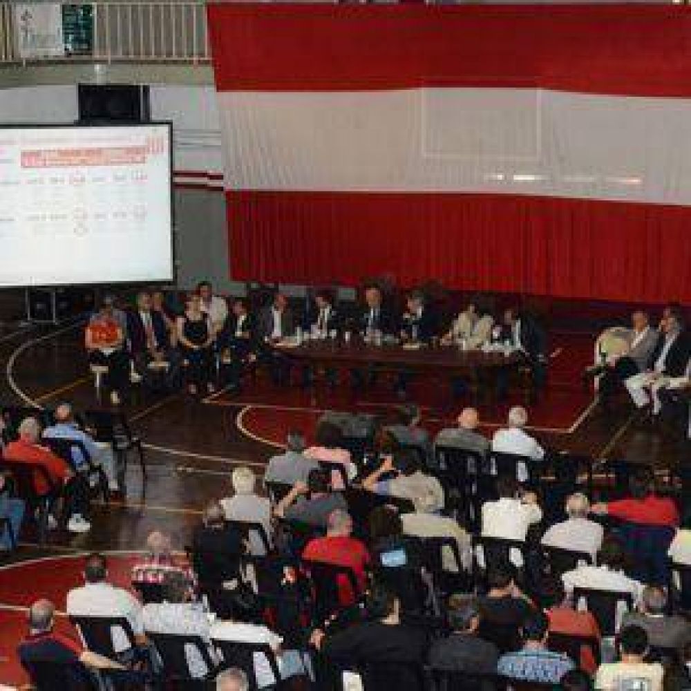 Una asamblea picante a la que no le faltaron ingredientes