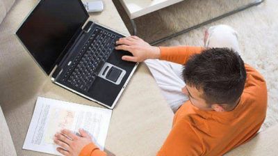 Trabajos alternativos, el plan de los venezolanos contra la ca�da del capital
