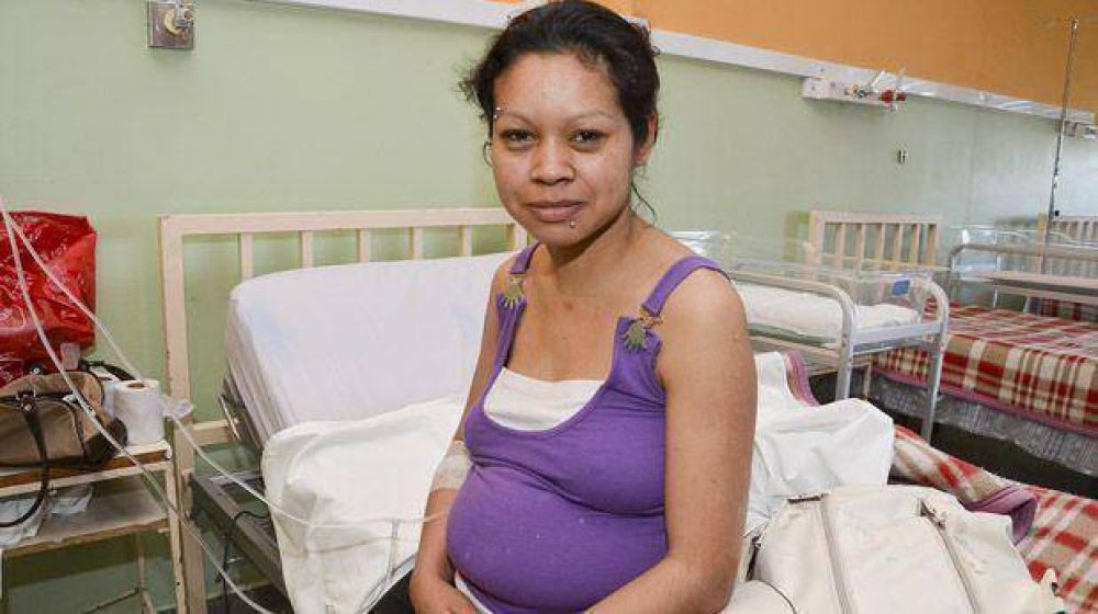 Se le adelant� el parto y naci� un sietemesino en el �D�a de la Madre�