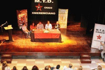 Emerenciano Sena present� su libro con la presencia de Capitanich