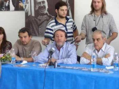 �Les guste o no, Cristina es presidenta hasta el 2015″, dijo el senador Patricio Garc�a