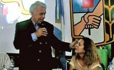 En plena campa�a legislativa, De la Sota se mostr� en el conurbano como presidenciable