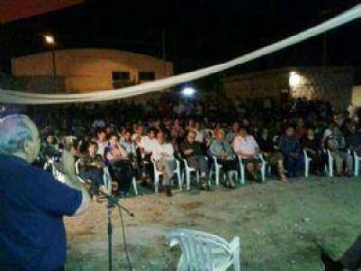 Brizuela del Moral critic� que Daniel Polti siga ejerciendo como intendente
