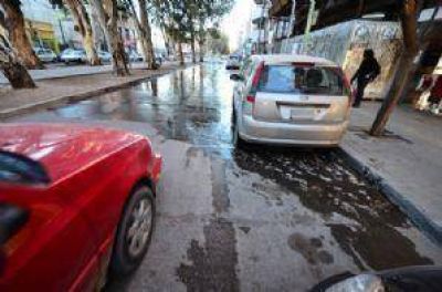 Lograron reparar el derrame cloacal