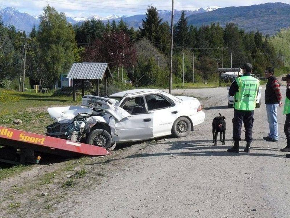Violento choque en el camino a Lago Puelo