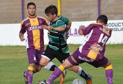 Tiro festej� en el cl�sico ante Villa Mitre