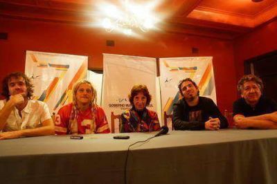 "Nos parece muy bueno que la cultura y la m�sica lleguen a la gente"