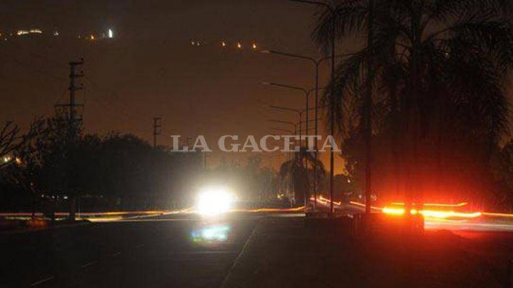 Un corte de luz dej� a oscuras a media ciudad