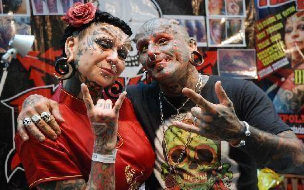 Tatuadores del mundo exhibieron sus trabajos en el Pasaje
