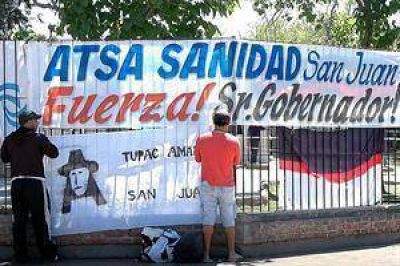 "Jos� Luis Gioja est� l�cido, pregunta y elabora respuestas"