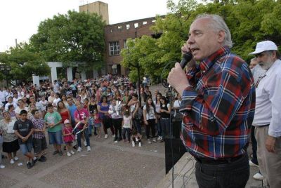 Cientos de familias disfrutaron su d�a