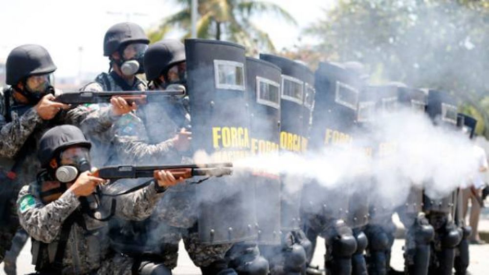  Brasil: las protestas contra el plan petrolero de Dilma terminaron con seis heridos