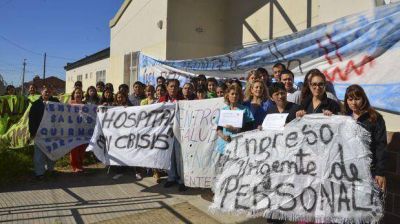 Personal de los centros de Salud se movilizaron ayer en el San Cayetano