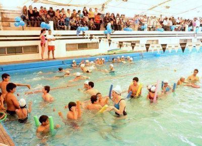 El Municipio realiz� una exposici�n de nataci�n en General San Mart�n