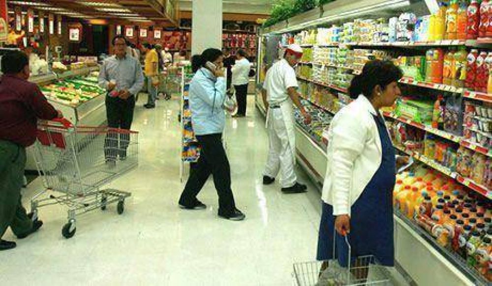Los supermercados venden un promedio 12 millones de pesos por d�a en Chubut