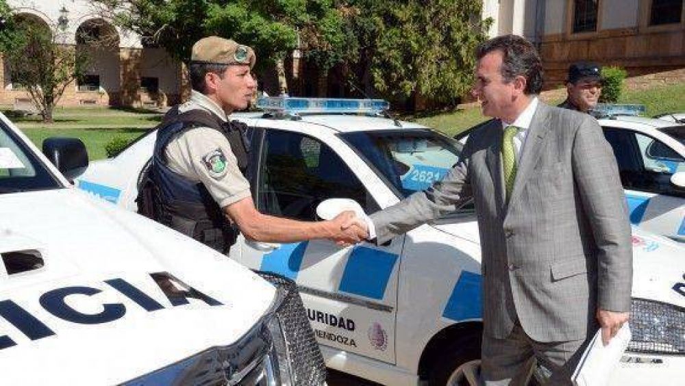 Aranda promete una "lucha sin cuartel" contra el narcotr�fico