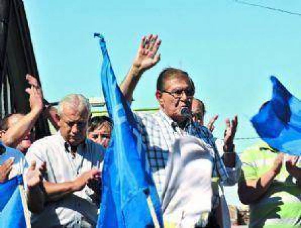 El gremio petrolero, en "estado de alerta y movilizaci�n"