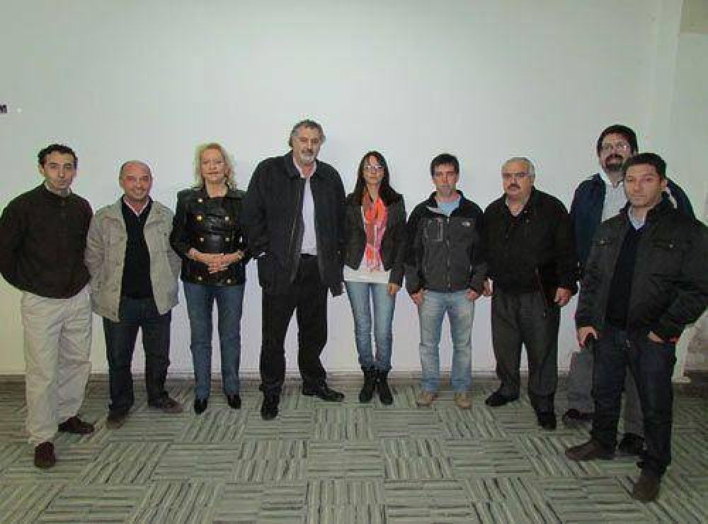 El Frente Progresista sostuvo que Ferro no asumir�a su banca como concejal