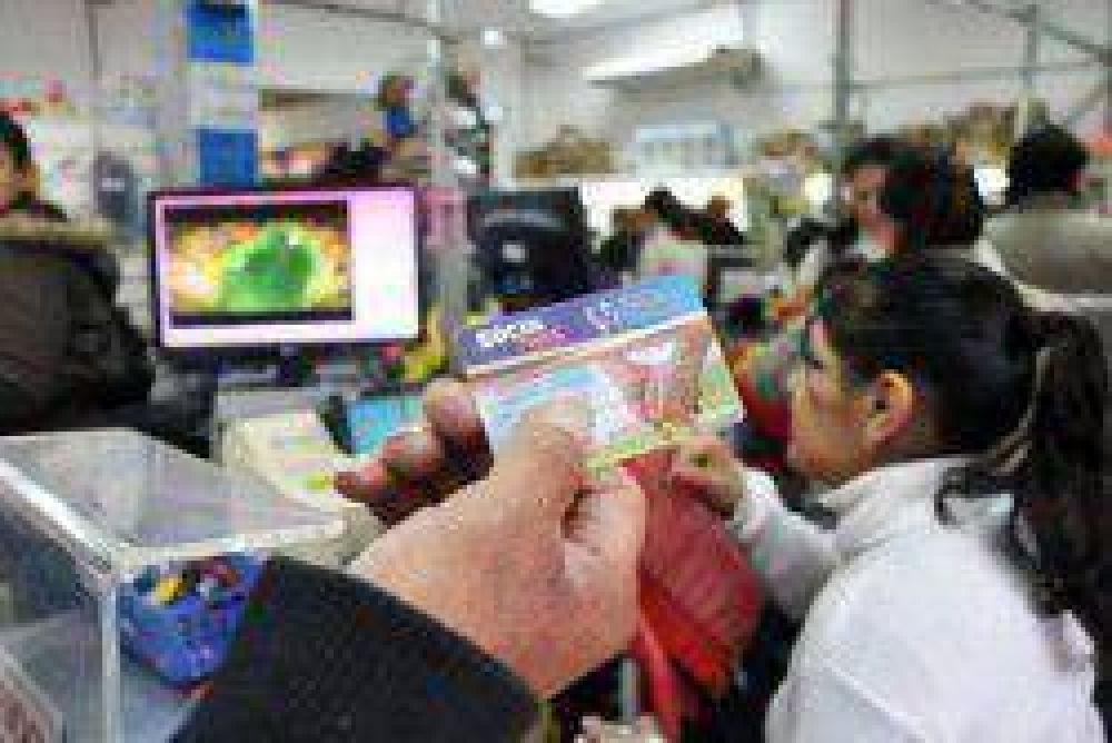 El jueves recargan las tarjetas alimentarias