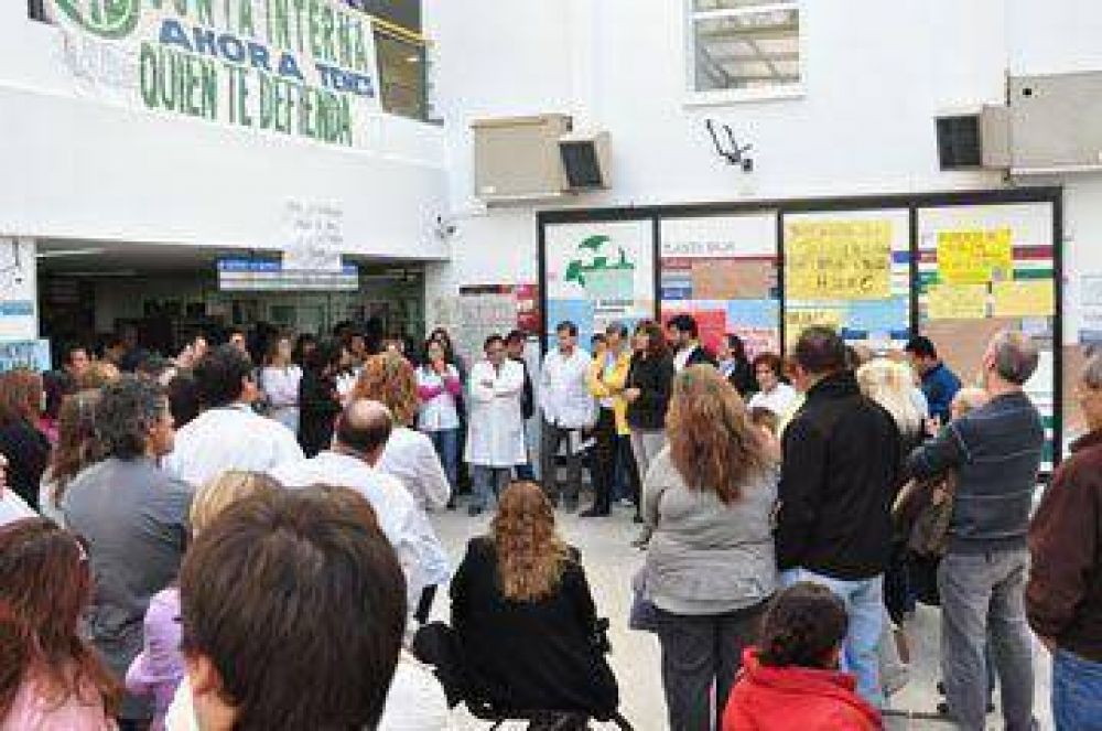 APROSA extiende el paro hasta hoy y continuar� con asambleas