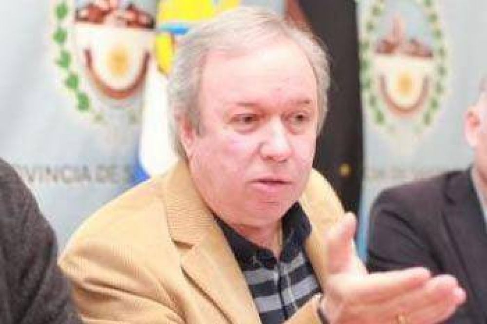 �HAY QUE LEER LOS DIARIOS Y ESCUCHAR LA RADIO PARA SABER QUI�NES FUERON LOS AUTORES INTELECTUALES�