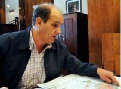 Con duras cr�ticas a la UCR, Pablo Zurro anunci� nuevas obras para Madero y Pehuaj�