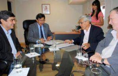 Impulsan experiencias de energ�as renovables