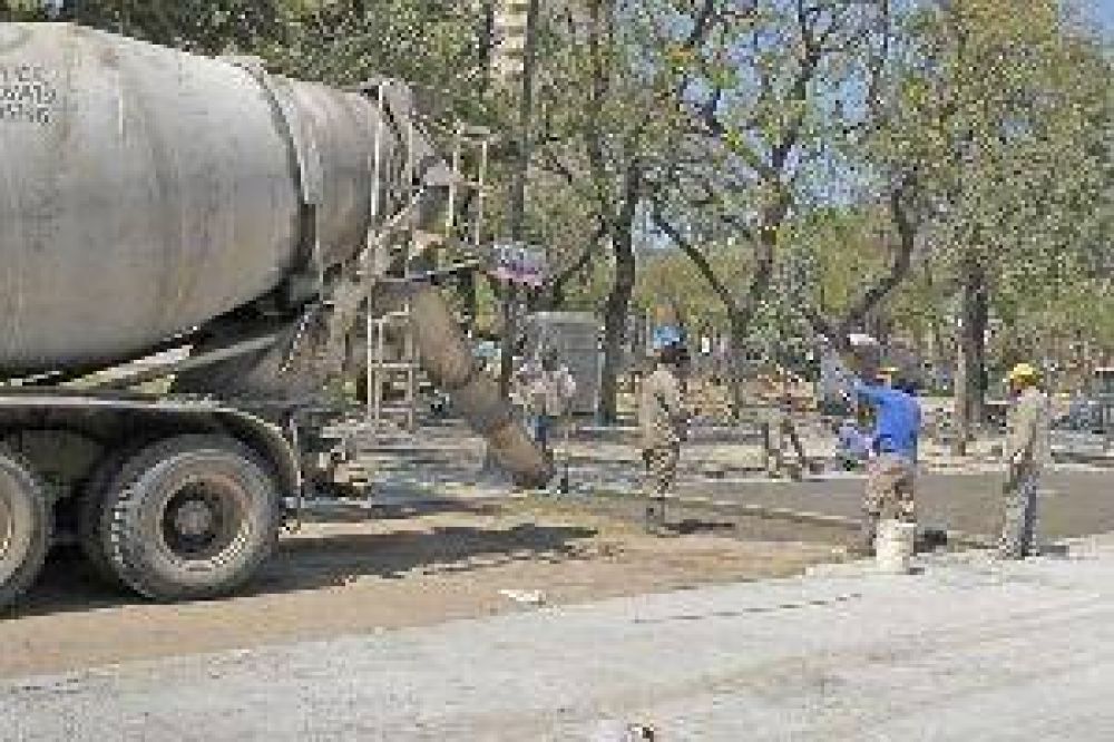 Avanza la obra de la plaza Libertad y se liberan calles del microcentro
