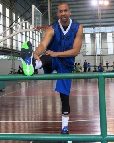Se sum� Riky S�nchez y debutar� ante Libertad